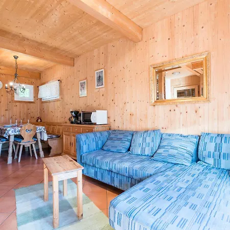 Spacious Chalet Near Area In Sankt Georgen Ob Murau * ザンクト・ローレンツェン・オプ・ムーラウ